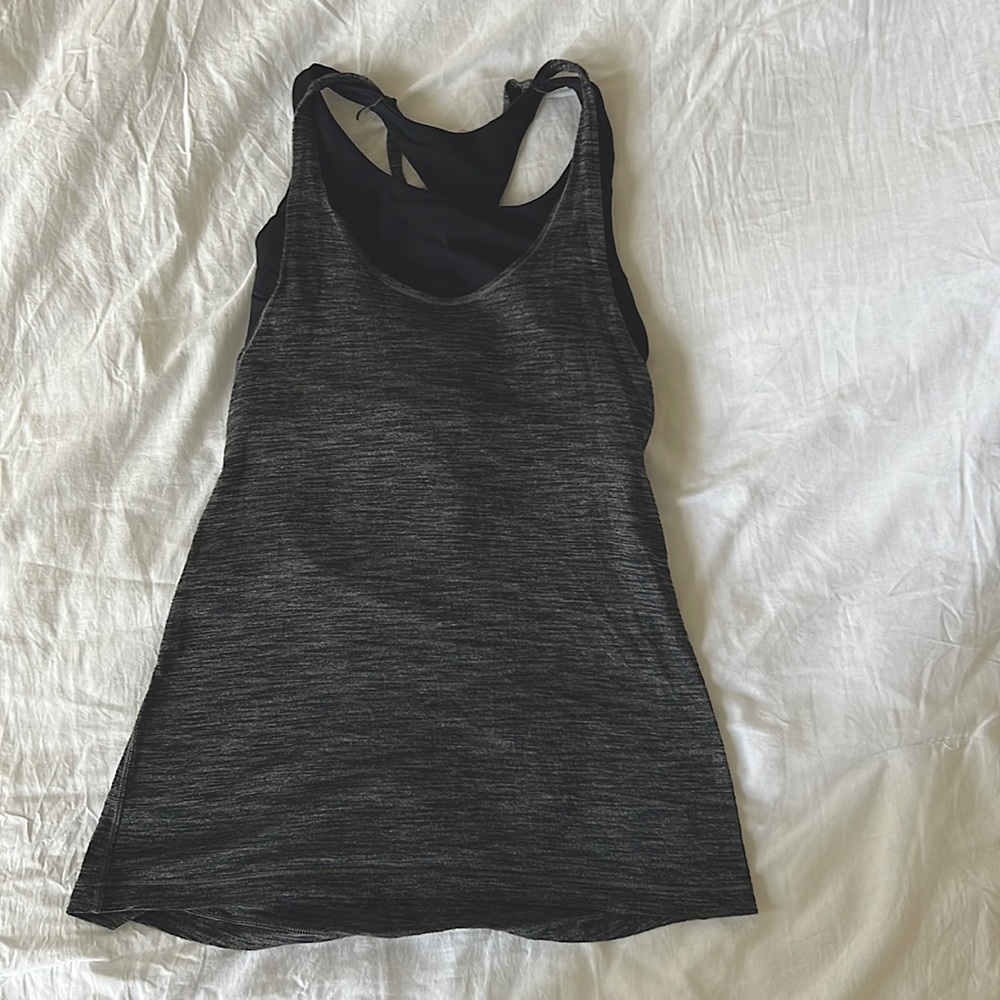 Lululemon tank